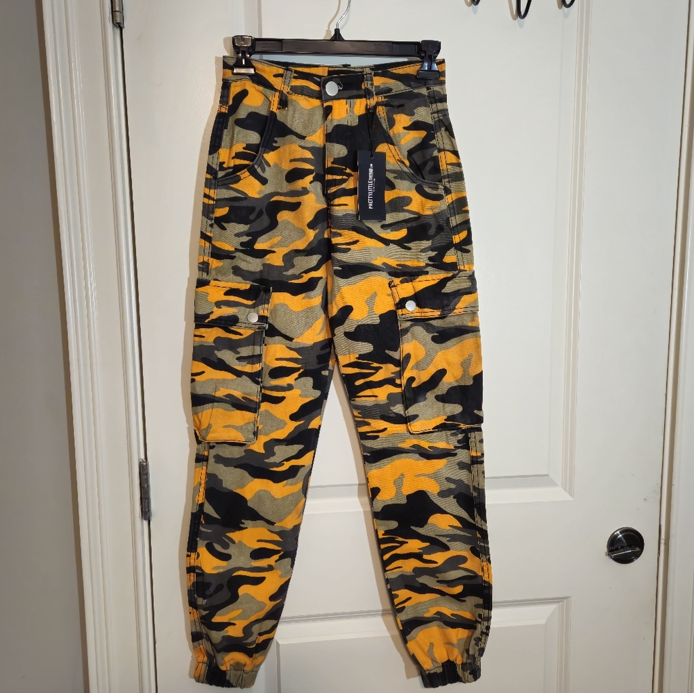 PrettyLittleThing Orange Camo Denim Joggers